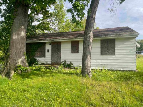 1704 Dewey St, Anderson, IN, 46016-3127 | Card Image
