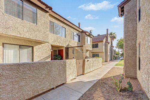43-2040 S Longmore, Mesa, AZ, 85202-6567 | Card Image