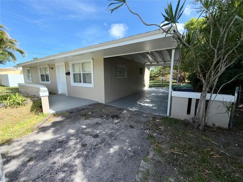 9810-9810 Sw 165th Ter, Miami, FL, 33157-3337 | Card Image