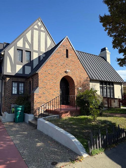 22128 Prospect St, Hayward, CA, 94541-2671 | Card Image