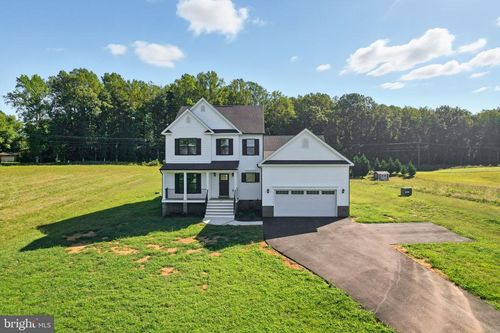 647 Fairview Dr, Mineral, VA, 23117-5348 | Card Image