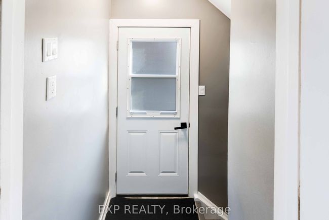 2757 Wedgewood Cres, House attached with 3 bedrooms, 2 bathrooms and 4 parking in Niagara Falls ON | Image 30