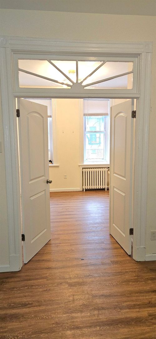 apt-3-327 Jackson St, Hoboken, NJ, 07030-6698 | Card Image