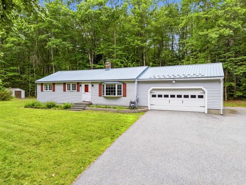 814 Cape Road, Hollis, ME, 04042 | Card Image