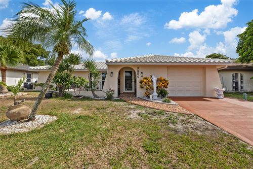 7800 Brookridge Dr, PORT RICHEY, FL, 34668-4370 | Card Image