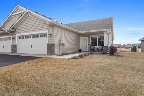 471 Laura Ln Se, Saint Michael, MN, 55376-2220 | Card Image