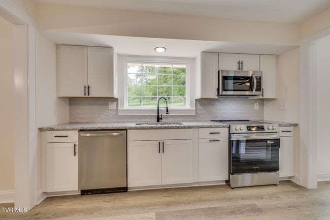 5805 Cochise Trl, House other with 3 bedrooms, 3 bathrooms and null parking in Kingsport TN | Image 15