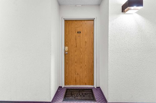 {{alt}} | Card Image