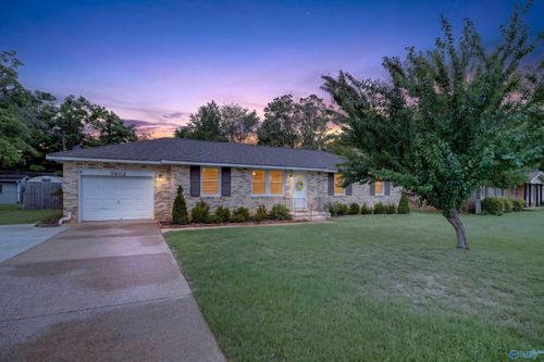 7602 Ensley Dr Sw, Huntsville, AL, 35802-2842 | Card Image