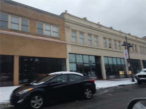 610 Broadway, Lorain, OH, 44052-1852 | Card Image