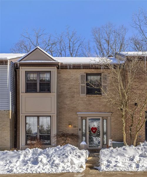 422 Edgetree Ln, Murrysville, PA, 15668-1203 | Card Image