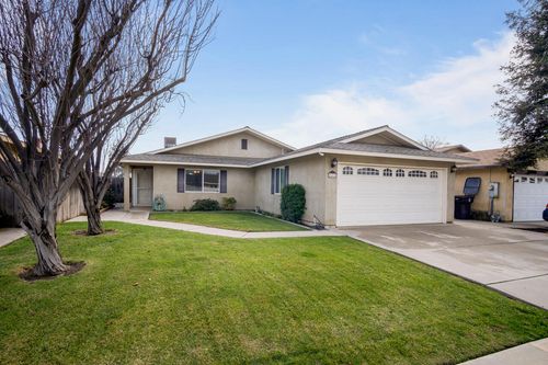 1465 Manzanita Ave, Tulare, CA, 93274-6995 | Card Image