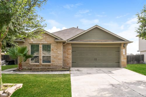2667 Diamondback Trl, New Braunfels, TX, 78130-4112 | Card Image