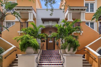 139 - 200 4 Th Avenue S, Townhouse with 2 bedrooms, 2 bathrooms and null parking in SAINT PETERSBURG FL | Image 3