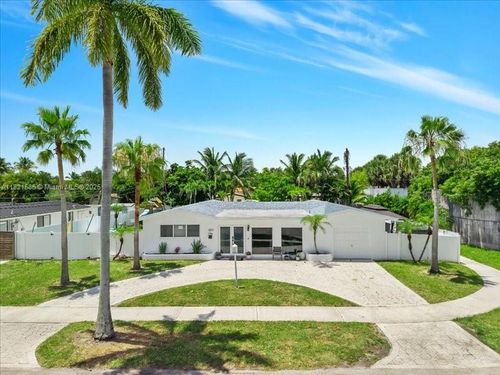 1870 Ne 208th Ter, Miami, FL, 33179-2263 | Card Image