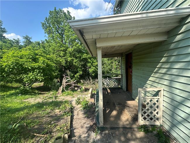 228 Walnut Street, House other with 2 bedrooms, 1 bathrooms and null parking in Donora PA | Image 4