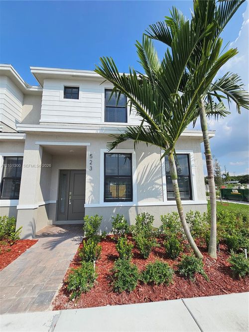 523 Ne 15th St, Florida City, FL, 33034 | Card Image
