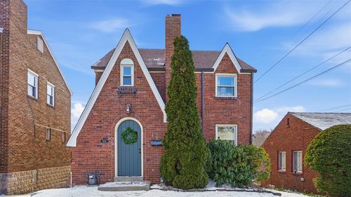 1508 Reamer St, Brookline, PA, 15226-1933 | Card Image