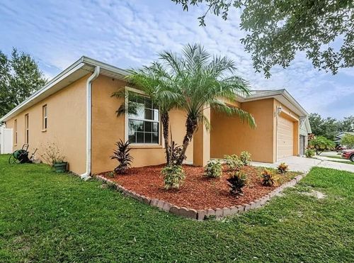 36035 Laguna Hills Cir, ZEPHYRHILLS, FL, 33541-8367 | Card Image