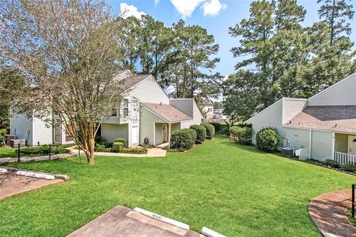 16-16 Jacqueline Ct, Mandeville, LA, 70471-1548 | Card Image