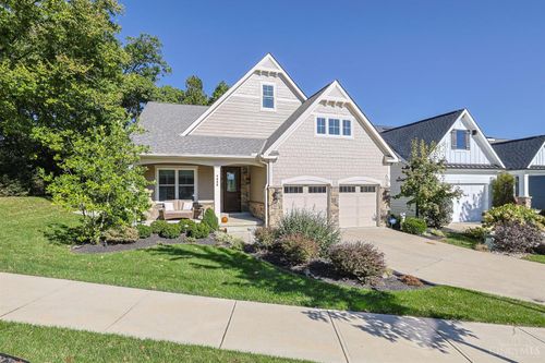 9808 Orchard Trl, Montgomery, OH, 45242-4470 | Card Image