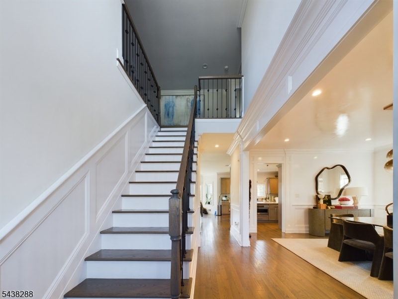 Residential in Mountainside Boro 5