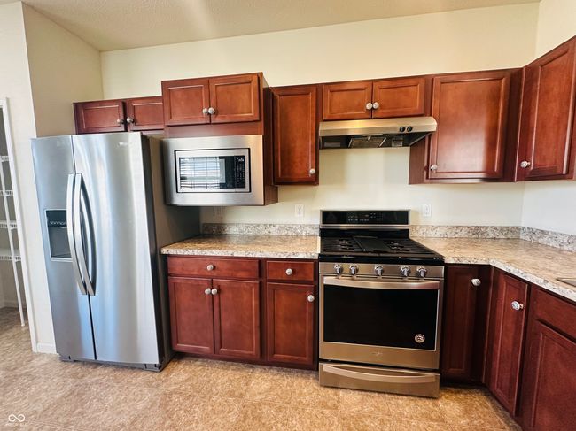 4889 Lilium Dr, House other with 2 bedrooms, 2 bathrooms and null parking in Plainfield IN | Image 11