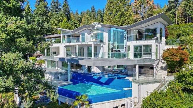 4580 Marine Drive, House other with 5 bedrooms, 5 bathrooms and 5 parking in West Vancouver BC | Image 32