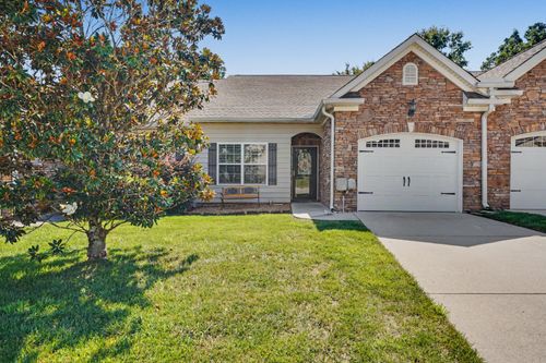 7624 Magnolia Leaf Ln, Chattanooga, TN, 37421-2730 | Card Image