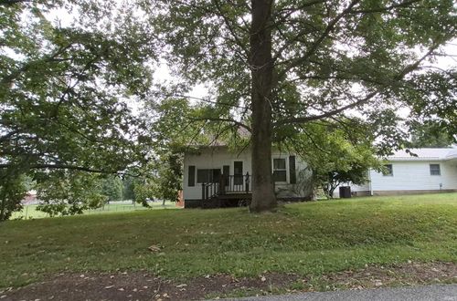 110 N Turman St, Carlisle, IN, 47838-8354 | Card Image