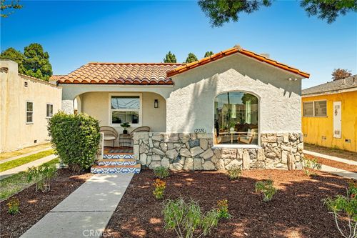 2320 Easy Ave, Long Beach, CA, 90810-3358 | Card Image