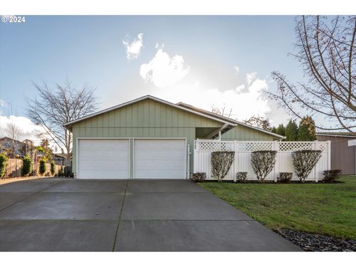 2740 W 18th Ave, Eugene, OR, 97402 | Card Image