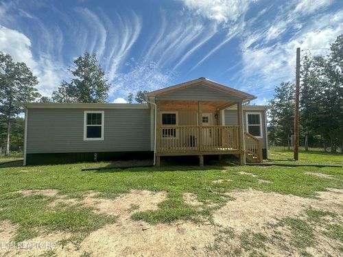 216 Valerie Dr, Deer Lodge, TN, 37726-3506 | Card Image