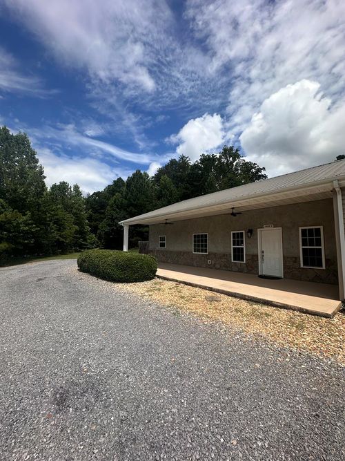 a-1932 Mill Creek Rd, Rocky Face, GA, 30740-9069 | Card Image