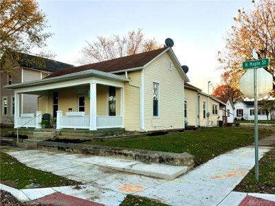 823 N Maple Street, House other with 2 bedrooms, 1 bathrooms and null parking in Eaton OH | Image 1