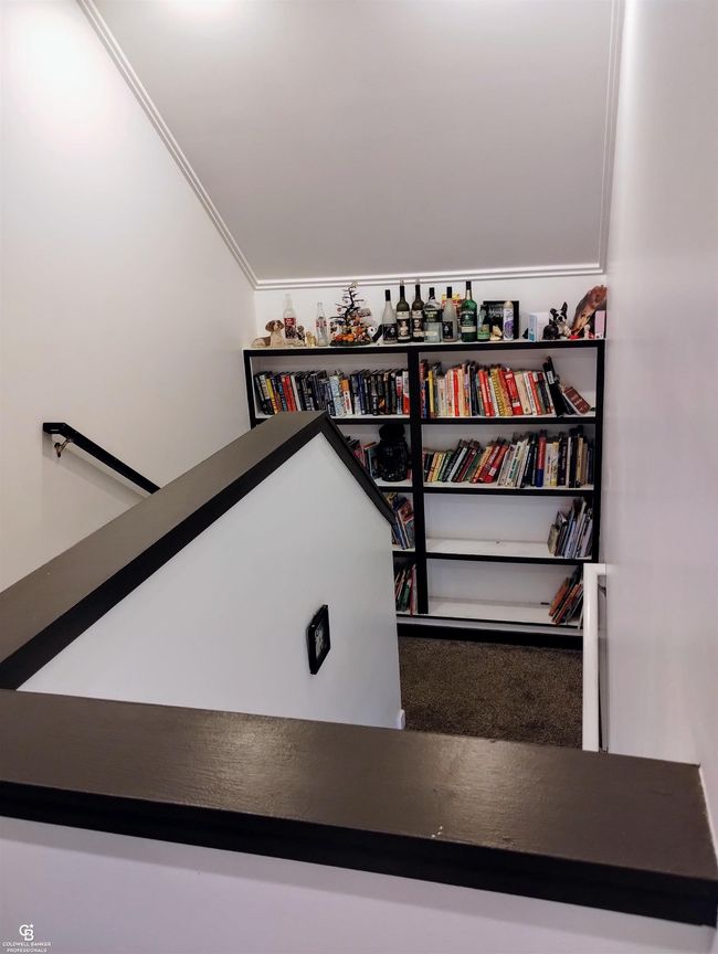 Built in Book Shelves | Image 30