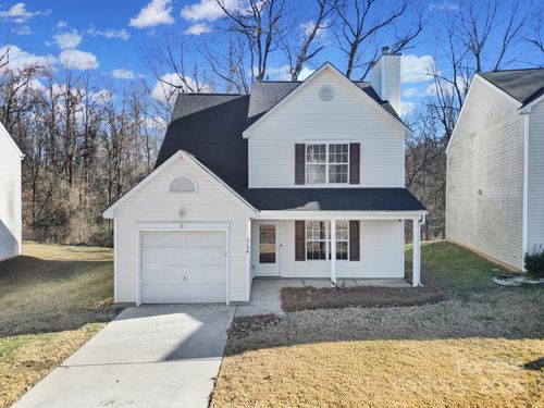 2134 Cindy Creek Ln, Charlotte, NC, 28216-3298 | Card Image