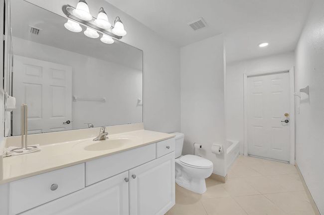3601 Sw Europe Street, House other with 5 bedrooms, 3 bathrooms and null parking in Port St Lucie FL | Image 34