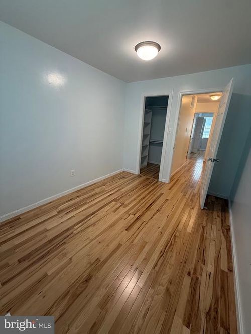 28 Oak Shadows Ct, CATONSVILLE, MD, 21228-2405 | Card Image
