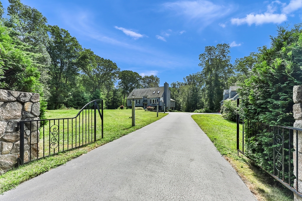 Milk St, Blackstone, MA 01504