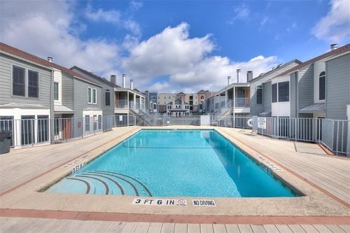 apt-81-2529 Rio Grande St, Austin, TX, 78705-4509 | Card Image