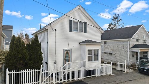31 Sachem St, Fall River, MA, 02724-1532 | Card Image