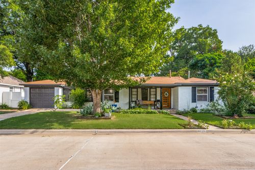 5716 Tracyne Dr, Westworth Village, TX, 76114-4216 | Card Image