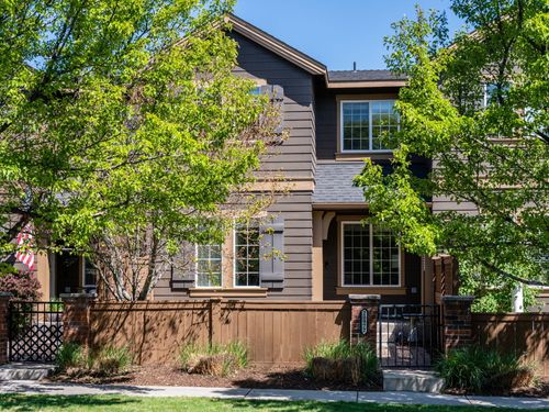 20972 High Desert Ln, Bend, OR, 97701-7317 | Card Image