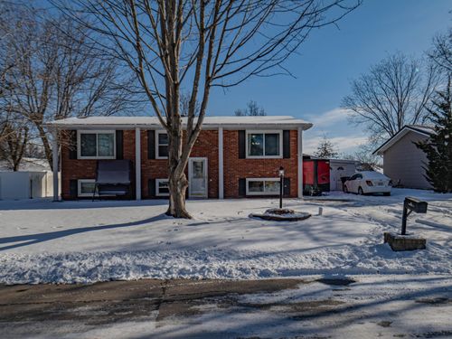 616 Meadowbrook Cir, MOBERLY, MO, 65270 | Card Image