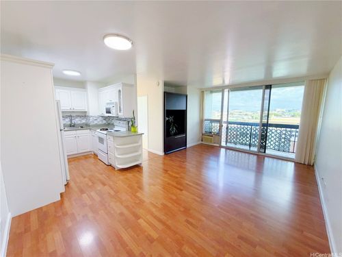 8g-1425 Liliha St, Honolulu, HI, 96817-3522 | Card Image