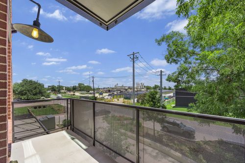 223-4510 Terry O Lane, Austin, TX, 78745 | Card Image