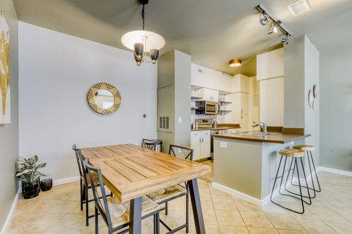 502-1201 Grove Blvd, Austin, TX, 78741-3474 | Card Image
