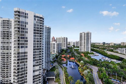 2202-19195 Ne 36th Ct, Aventura, FL, 33180 | Card Image