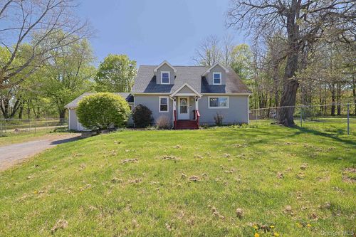 1604 Route 9g, Hyde Park, NY, 12538-2175 | Card Image